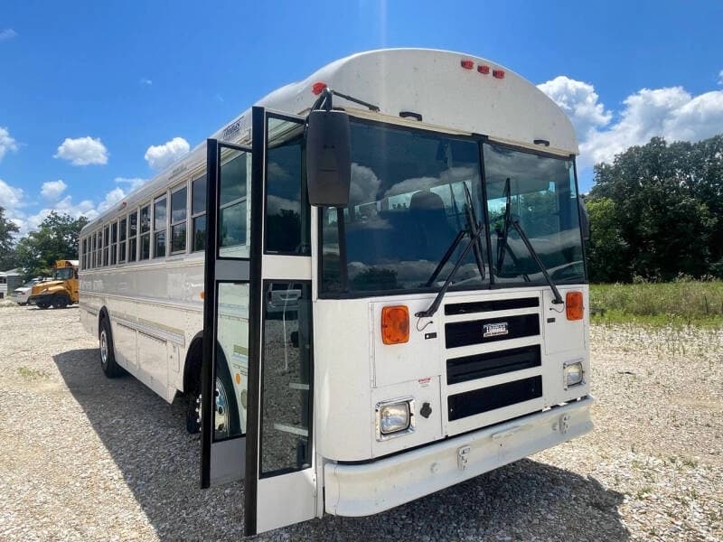 2013 Thomas Built Transit-Liner EF Activity Bus - Image 4