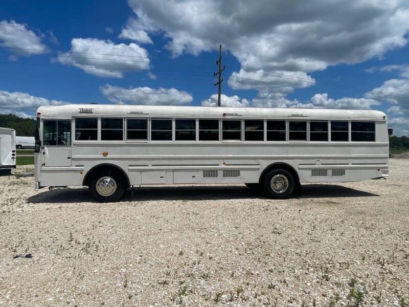 2013 Thomas Built Transit-Liner EF Activity Bus - Image 2