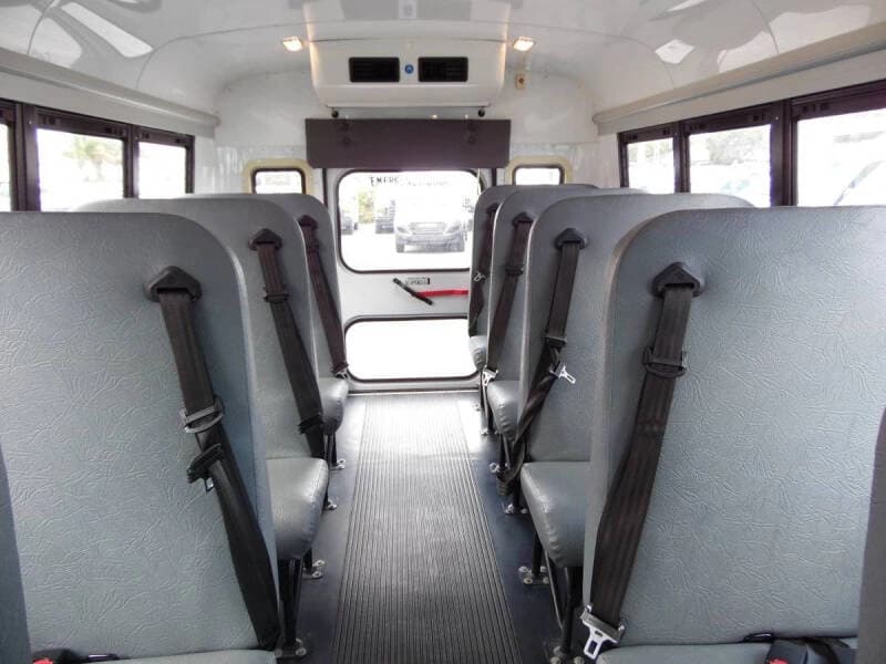2016 Ford Transit Shuttle Bus - Image 9