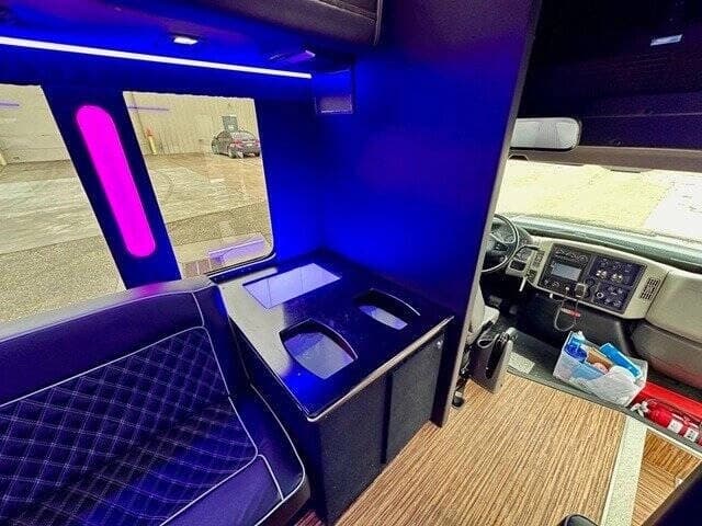 2014 IC AC Limo Bus - Image 7