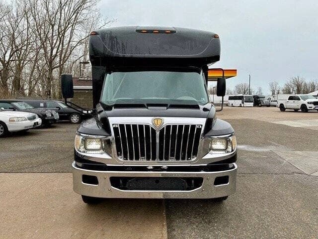 2014 IC AC Limo Bus - Image 5