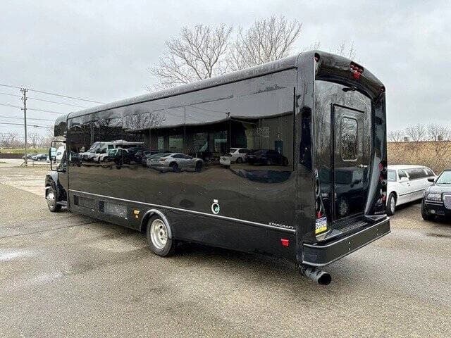 2014 IC AC Limo Bus - Image 2