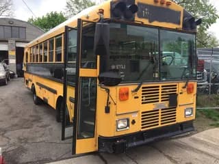 2000 Thomas Built Buses Saf-T-Liner EF bus