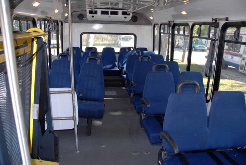 2014 Chevrolet Express Shuttle Bus - Image 4