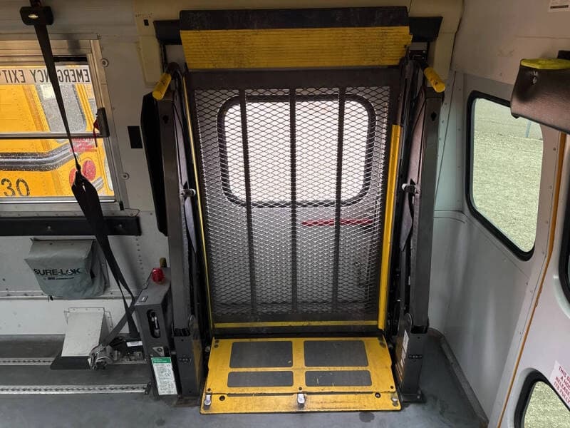 2010 Blue Bird Vision School Bus - Image 7