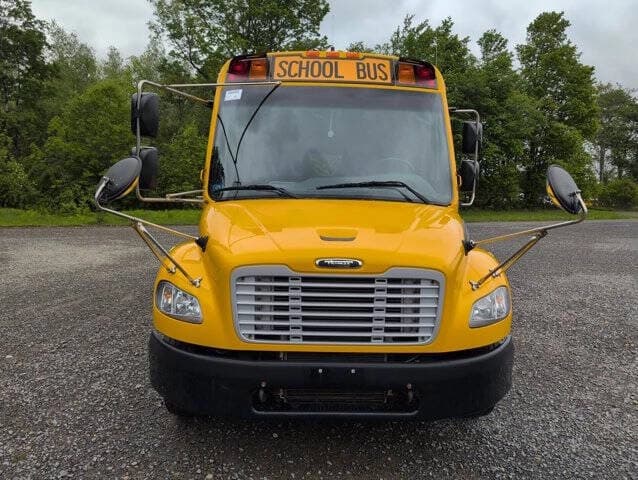 2019 Freightliner B2 School Bus - Image 1