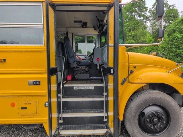 2019 IC CE School Bus - Image 3