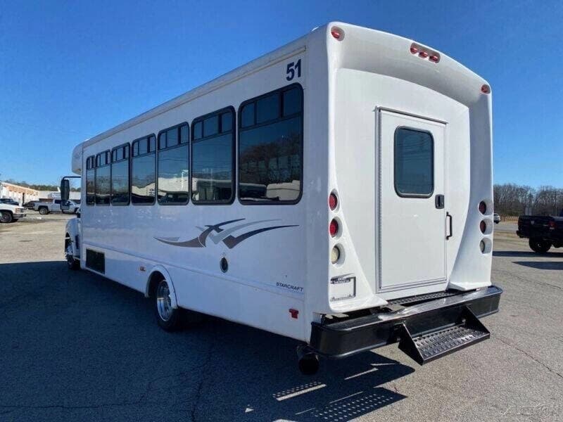 2014 IC AC Shuttle Bus - Image 8