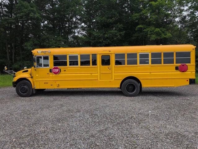 2018 IC CE School Bus - Image 2