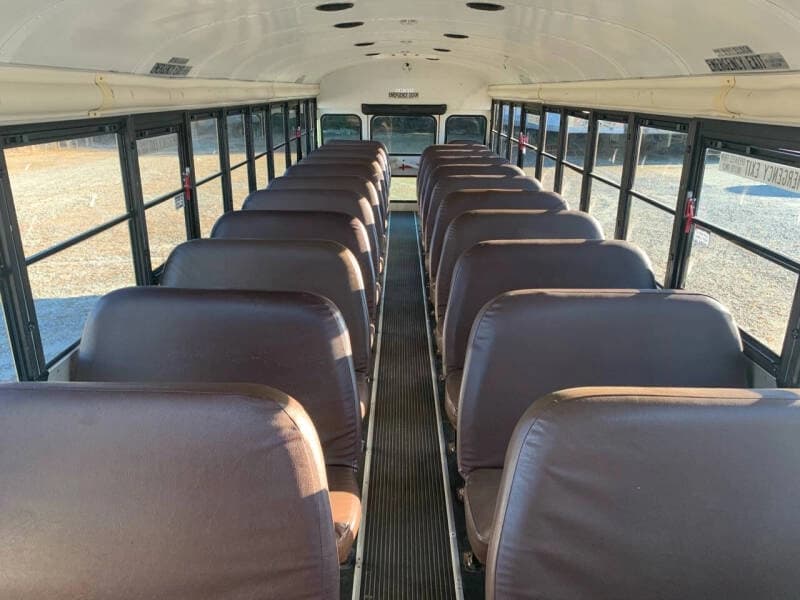 2007 Blue Bird Vision School Bus - Image 9