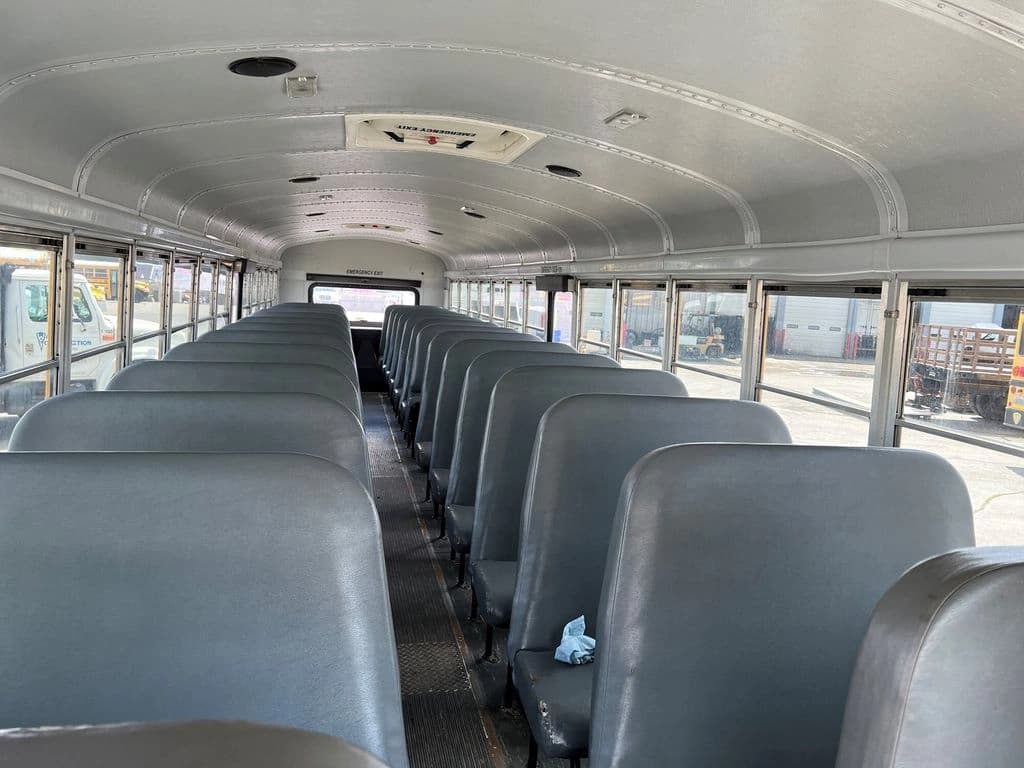 2009 Thomas Built Saf-T-Liner School Bus - Image 5
