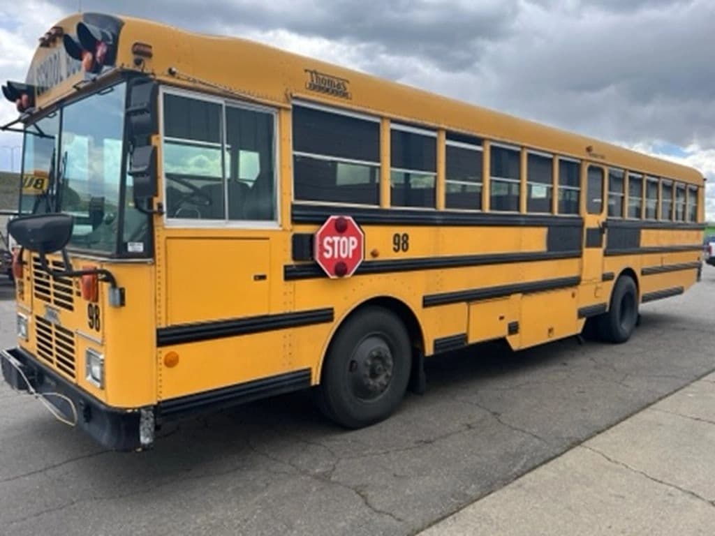 2004 Thomas Built Saf-T-Liner MVP School Bus - Image 2