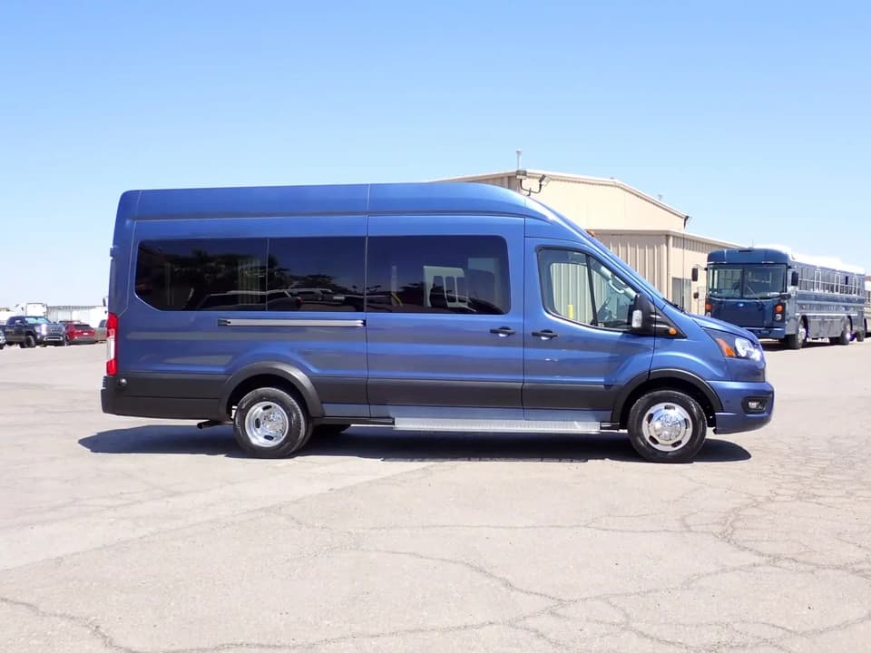 2024 Ford Transit 350 Passenger Van - Image 4