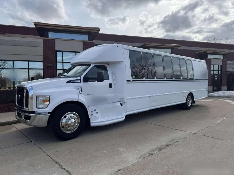 2016 Ford F-650 Limousine Bus - Image 1