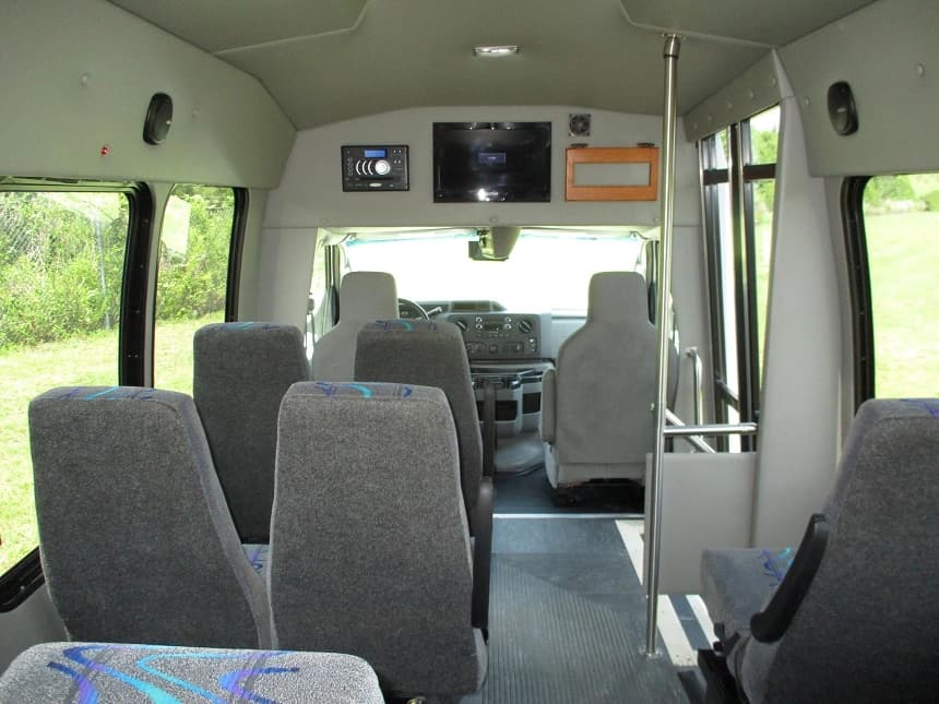 2015 Turtle Top Van Terra Ford E350 Cutaway - Image 8