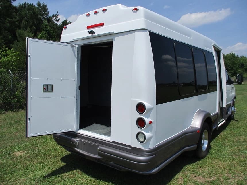 2015 Turtle Top Van Terra Ford E350 Cutaway - Image 10