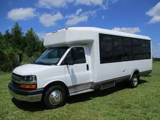 2015 El Dorado Executive Limo Bus bus