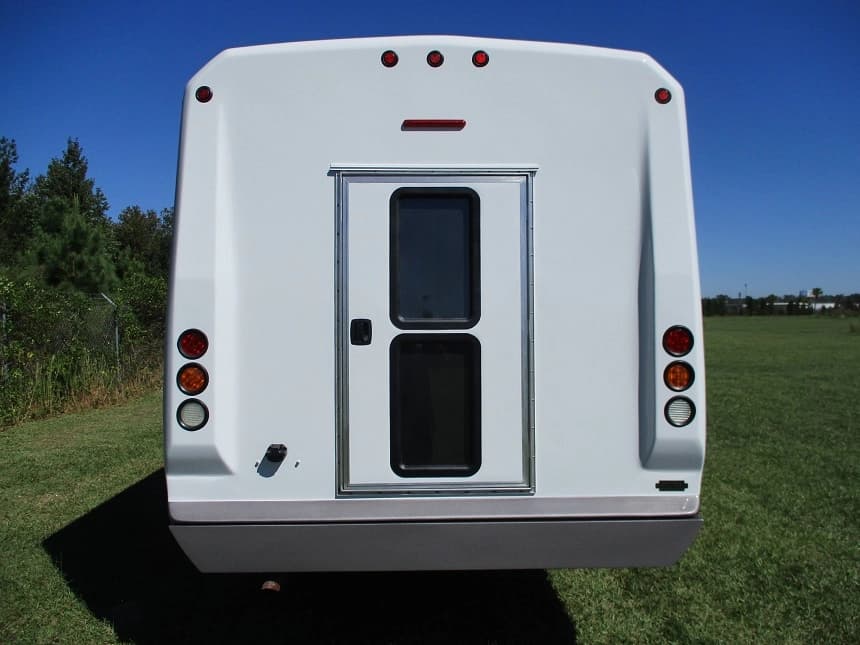 2015 Eldorado National Executive Limo Bus - Image 5