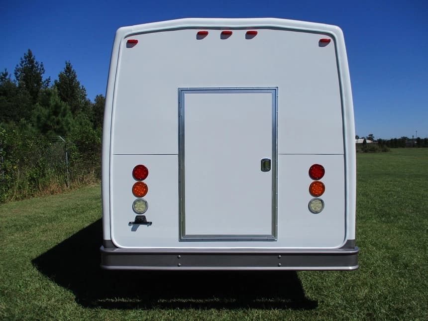 2013 Goshen Ford E450 Cutaway - Image 5