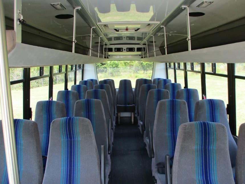 2011 Blue Bird Ford E450 Cutaway - Image 7