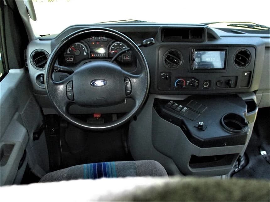 2011 Blue Bird Ford E450 Cutaway - Image 9