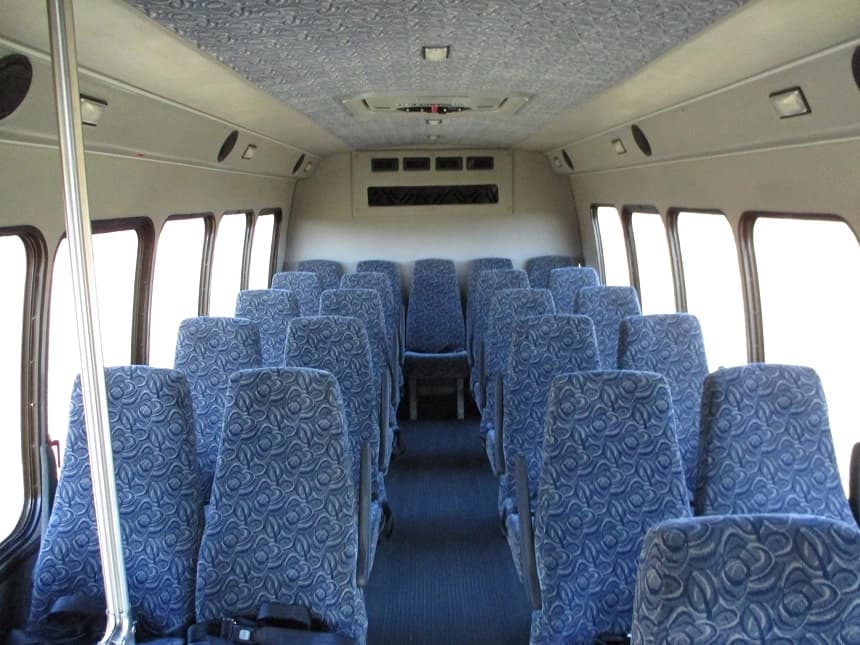 2011 Turtle Top Odyssey Cutaway - Image 7