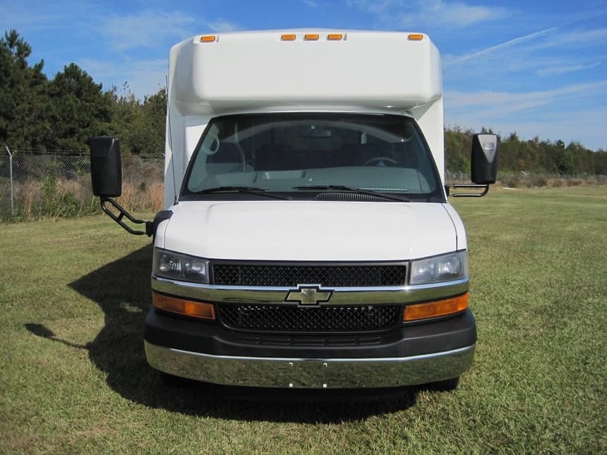 2012 Eldorado Aerotech Chevrolet G4500 Cutaway - Image 4