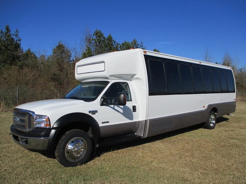 2007 Krystal K33 Cutaway - Image 1