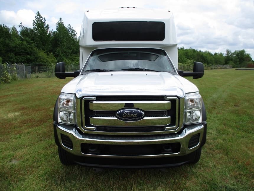 2012 Turtle Top Odyssey XL Ford F550 Cutaway - Image 4