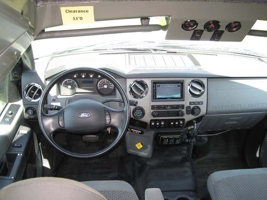2013 Krystal K36 Cutaway - Image 10