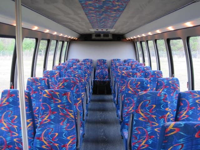 2008 Krystal Koach KK35 Cutaway - Image 8