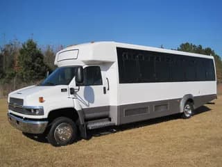 2008 Goshen Chevrolet C5500 bus