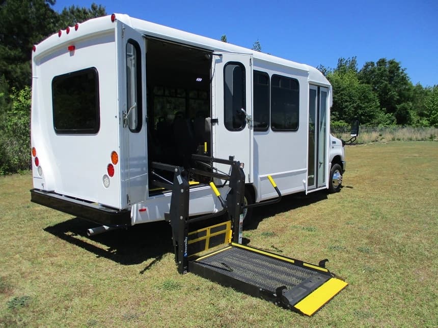 2014 Goshen Ford E350 Cutaway - Image 2