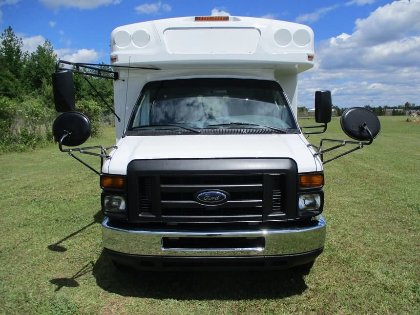 2008 Collins Ford E450 Cutaway - Image 4