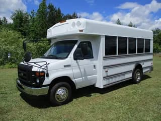 2008 Collins Ford E450 bus