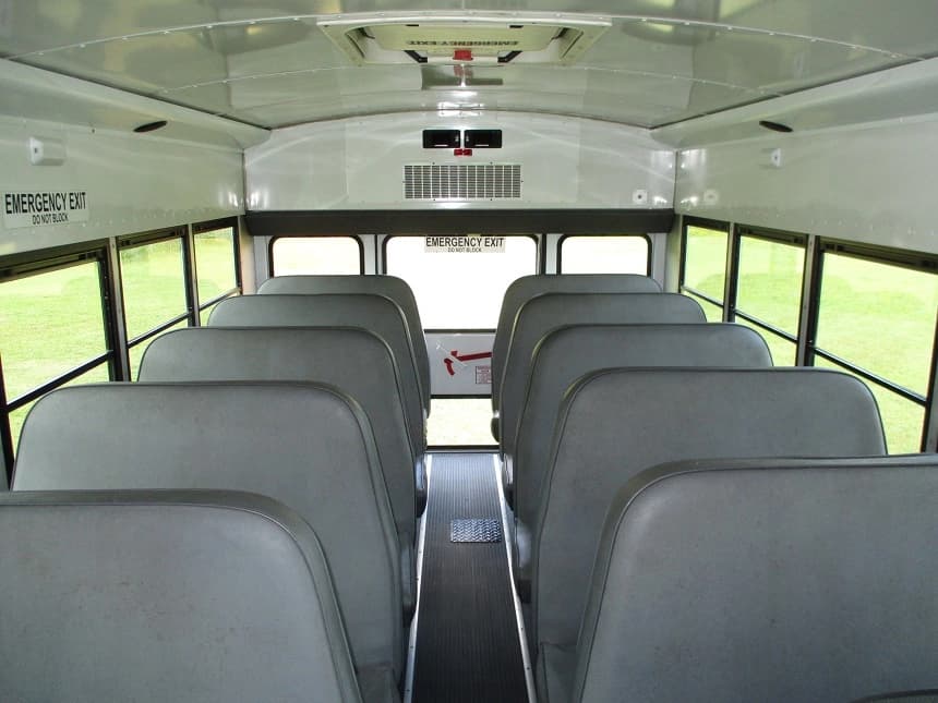 2008 Collins Ford E450 Cutaway - Image 7