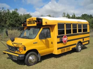2006 Thomas Built Buses Ford E450 bus