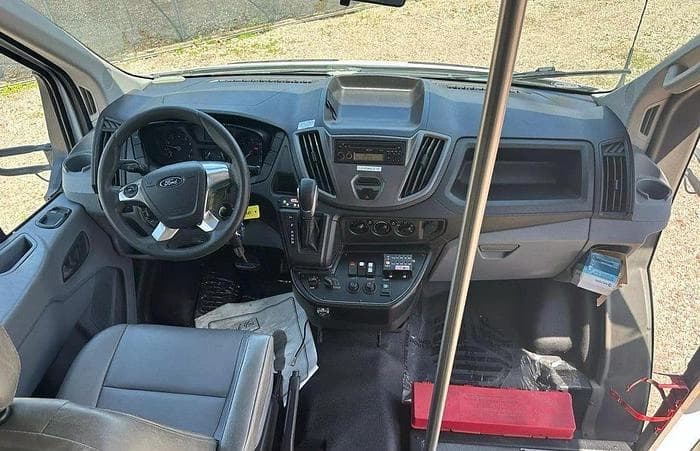 2017 Ford Transit Shuttle Bus - Image 12