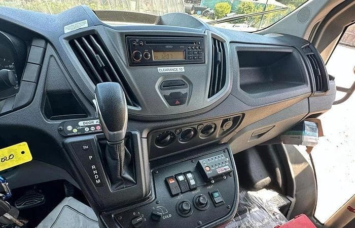 2017 Ford Transit Shuttle Bus - Image 16