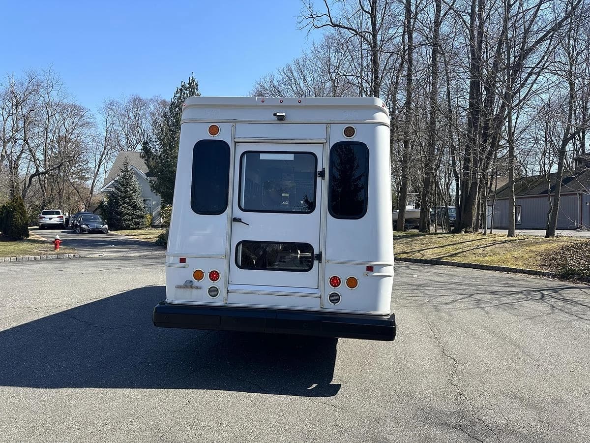 Fleet of 5 Units 2017 Ford E-450 Cutaway - Image 19