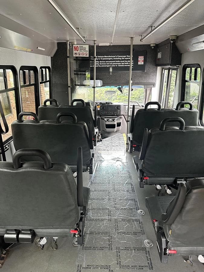 Fleet of 5 Units 2017 Ford E-450 Cutaway - Image 31