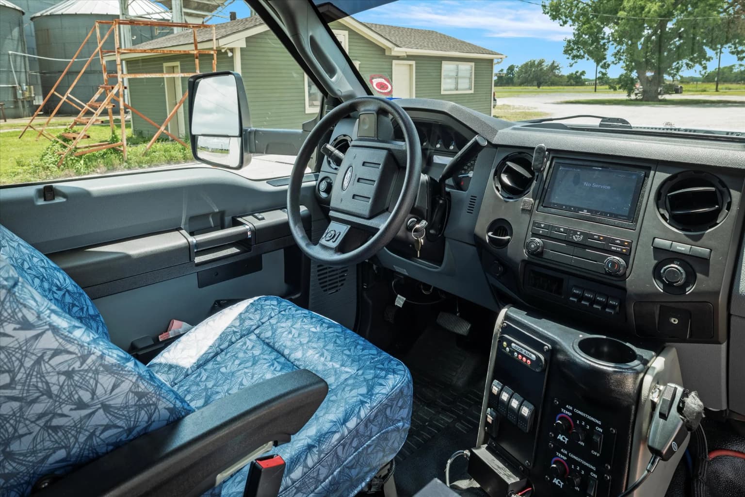 2016 Ford F-550 Glaval - Image 15