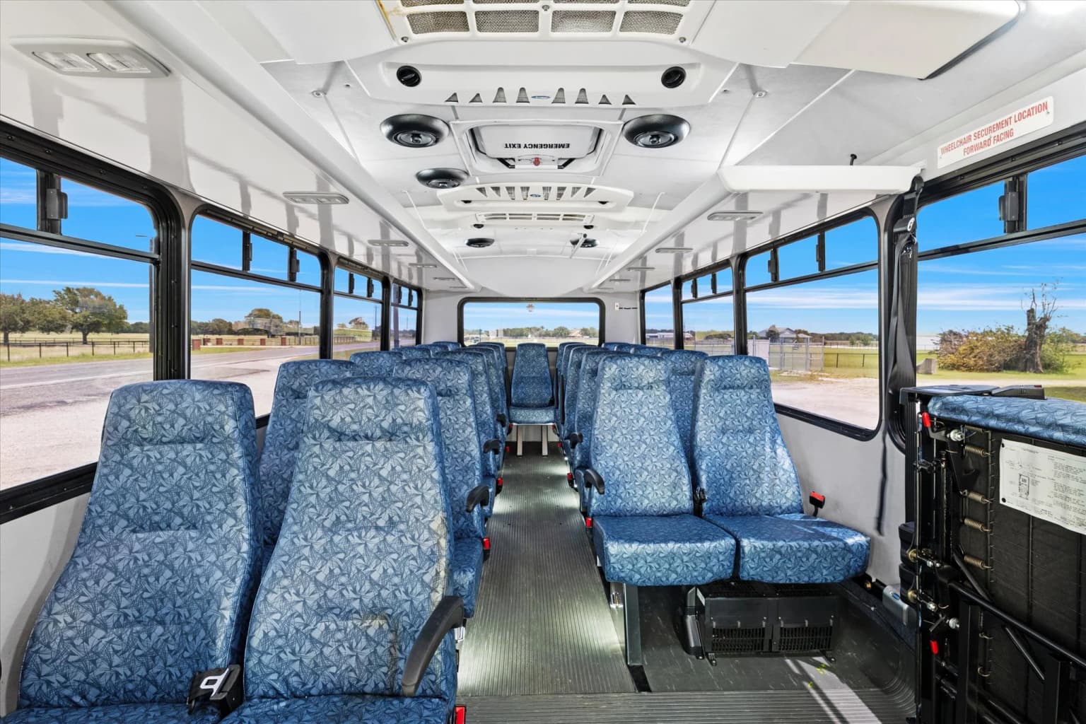 2016 Ford F-550 Glaval - Image 9