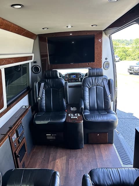 2016 Mercedes Benz Sprinter 2500 Passenger Van - Image 7