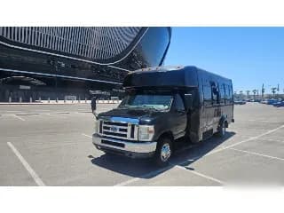 2010 Ford E-450 bus