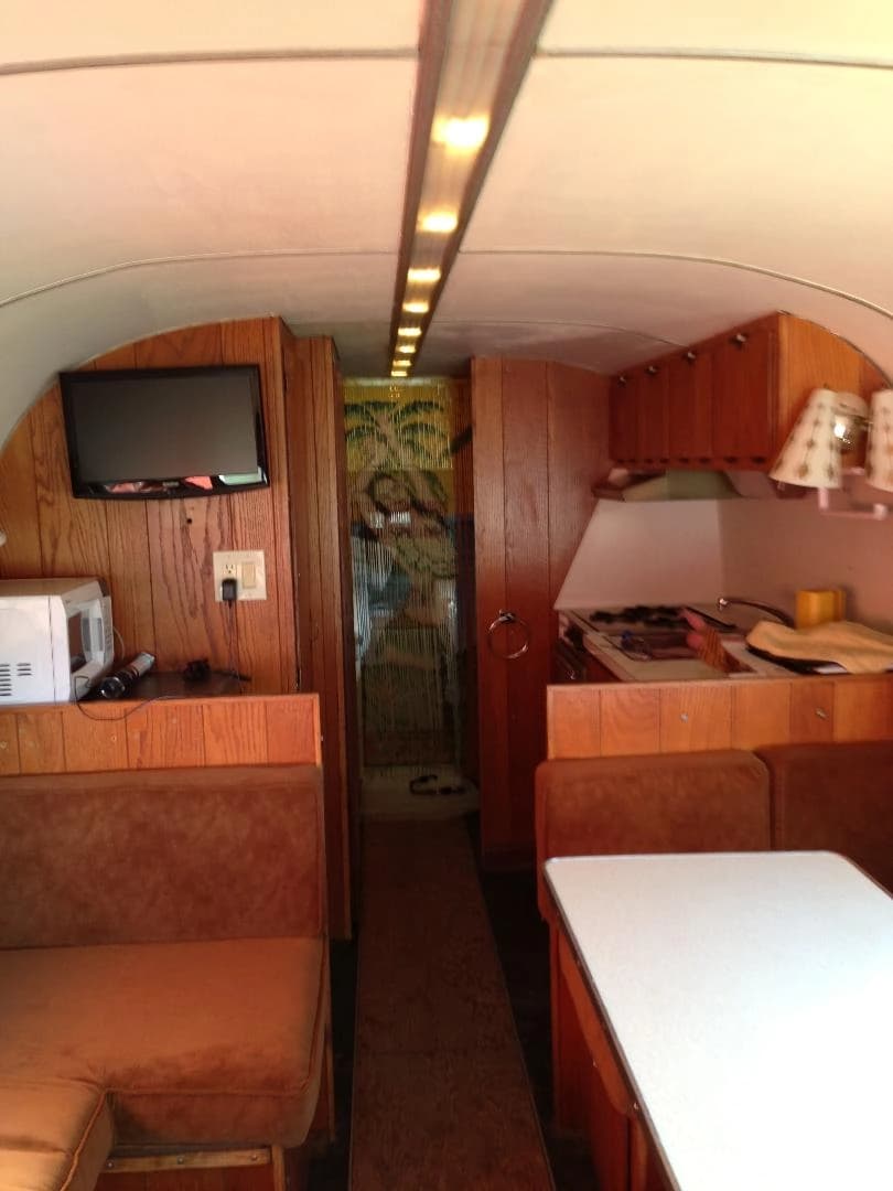 1956 Flxible Visicoach Antique Bus - Image 3