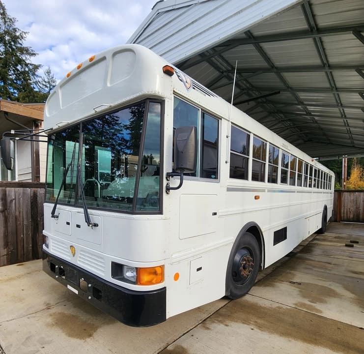 2013 IC PC30500 Activity Bus - Image 1