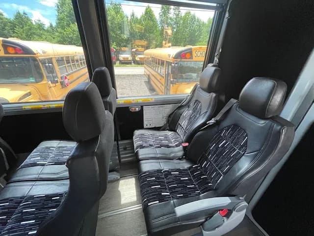 Twin 2025 MCI J4500 ADA Buses - Image 29