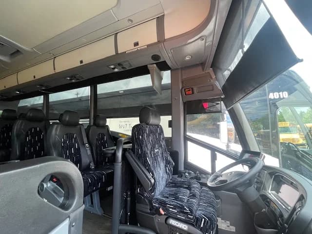 Twin 2025 MCI J4500 ADA Buses - Image 26