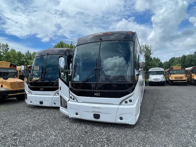 Twin 2025 MCI J4500 ADA Buses - Image 21